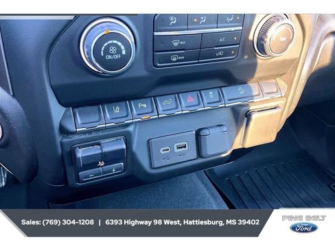 Used 2024 Chevrolet Silverado 2500 Custom w/ Custom Convenience Package AWD/4WD image 24