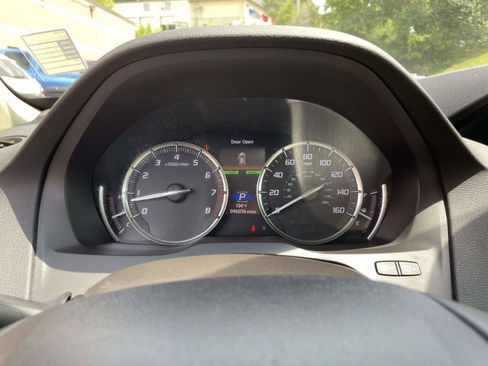 Used 2017 Acura MDX SH-AWD image 10