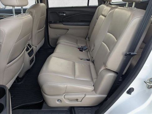 Used 2018 Honda Pilot EX-L image 17