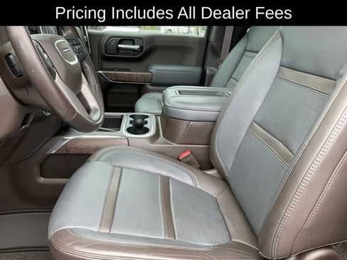 Used 2022 GMC Sierra 1500 Denali w/ Driver Alert Package II AWD/4WD image 5