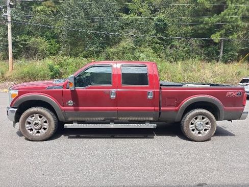Used 2016 Ford F250 Lariat w/ Lariat Ultimate Package AWD/4WD image 5