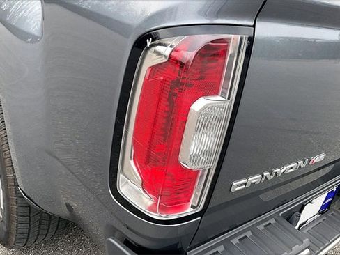 Used 2020 GMC Canyon SLE w/ Elevation Edition image 22