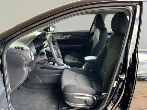 Used 2021 Kia Forte LXS FWD image 19