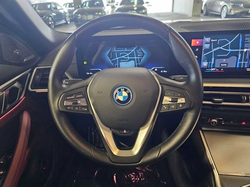 Used 2023 BMW i4 eDrive35 w/ Premium Package RWD image 11
