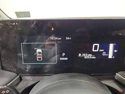 Certified 2025 Nissan Kicks S image 17