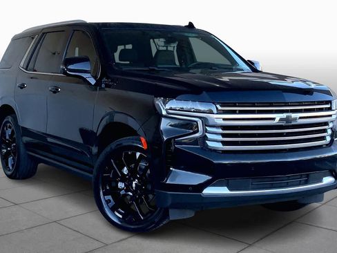 Used 2022 Chevrolet Tahoe High Country image 2