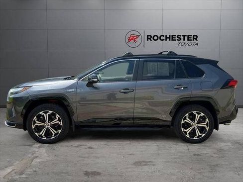 Certified 2022 Toyota RAV4 XSE w/ Weather Package AWD/4WD image 95