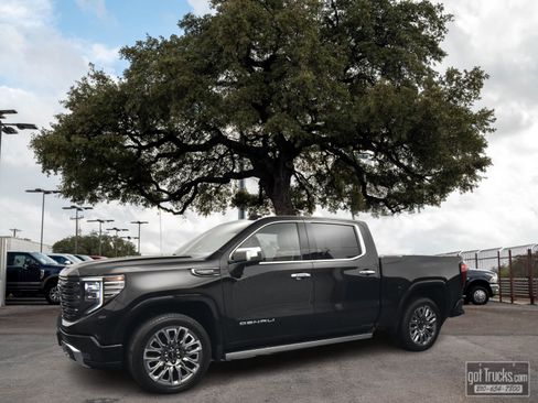 Used 2023 GMC Sierra 1500 Denali Ultimate image 1