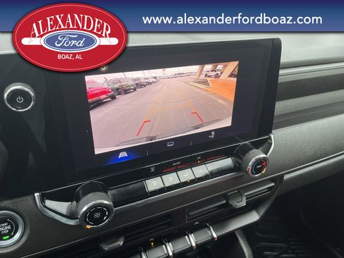 Used 2023 Chevrolet Colorado W/T image 23