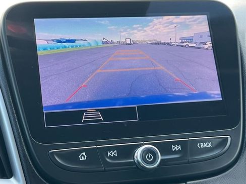 Used 2023 Chevrolet Malibu LT FWD image 24