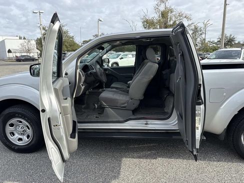 Used 2018 Nissan Frontier S image 15
