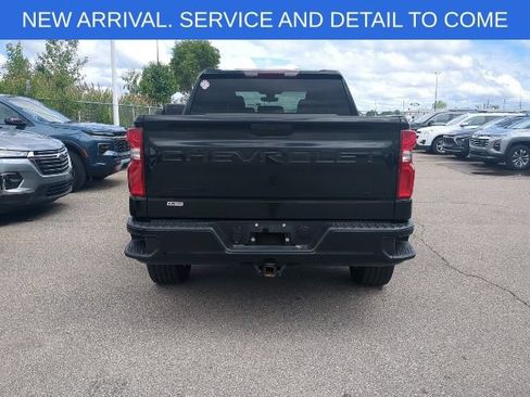 Used 2022 Chevrolet Silverado 1500 Custom w/ LPO, Dark Essentials Package AWD/4WD image 6