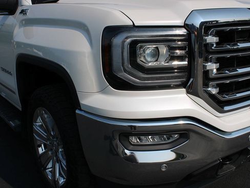 Used 2017 GMC Sierra 1500 SLT AWD/4WD image 24