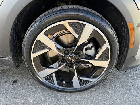 Certified 2025 MINI Cooper S image 16