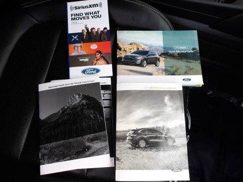 Used 2021 Ford Escape SEL w/ Technology Package image 31