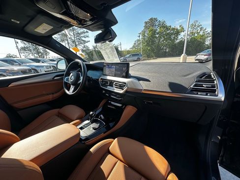 Certified 2025 BMW X4 xDrive30i AWD/4WD image 31