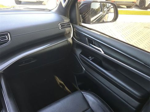 Used 2022 Jeep Wagoneer Series I image 18