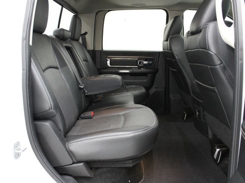 Used 2013 RAM 1500 Laramie w/ Convenience Group image 11