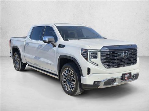 Used 2024 GMC Sierra 1500 Denali Ultimate image 3