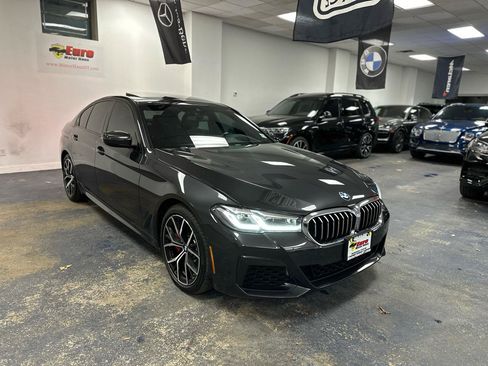 Used 2022 BMW 540i xDrive w/ M Sport Package AWD/4WD image 5