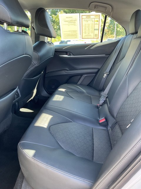Used 2023 Toyota Camry XSE FWD image 16