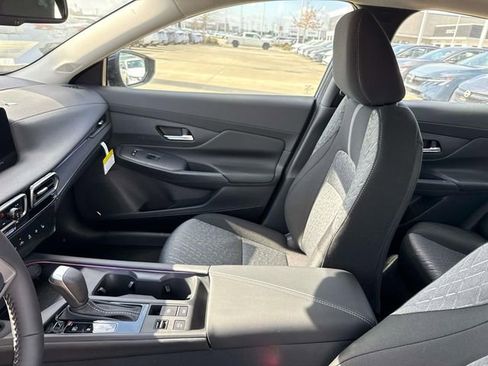 New 2026 Nissan Sentra SV FWD image 18