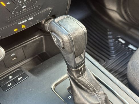 Used 2020 Ford Ranger XL w/ Equipment Group 101A Mid RWD image 20