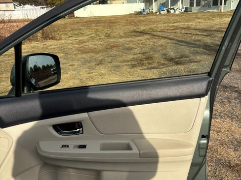 Used 2014 Subaru Impreza 2.0i Premium w/ All-Weather Package w/CVT image 26