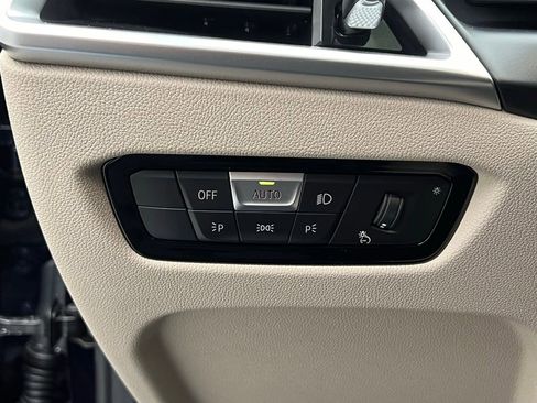 New 2026 BMW 330i Sedan w/ Premium Package RWD image 20