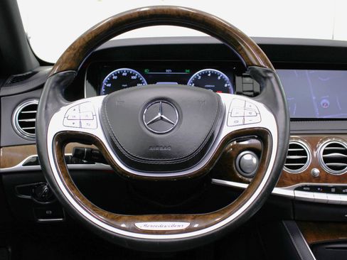 Used 2015 Mercedes-Benz S 550 Sedan image 61