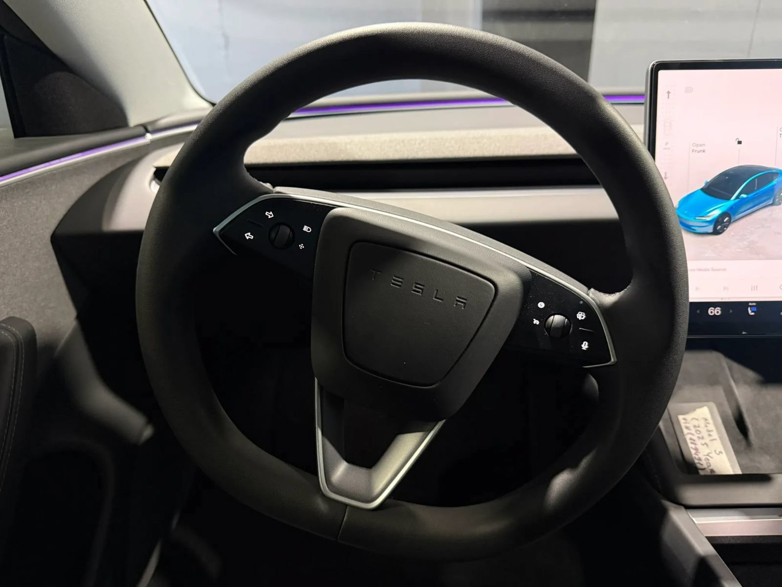 Used 2025 Tesla Model 3 RWD image 19