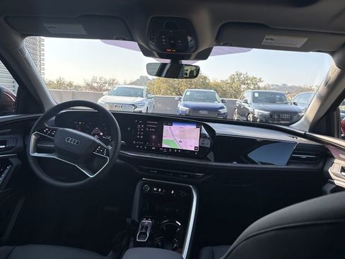 New 2025 Audi Q5 Premium Plus image 18