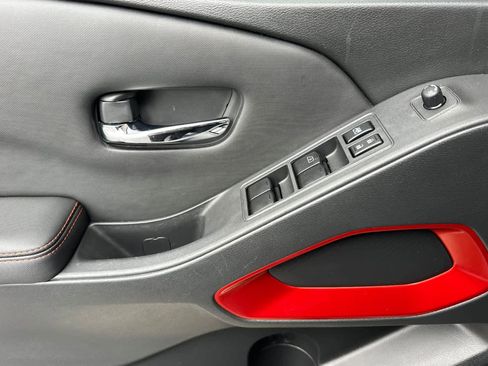 Used 2023 Nissan Frontier PRO-4X w/ Pro Convenience Package image 12