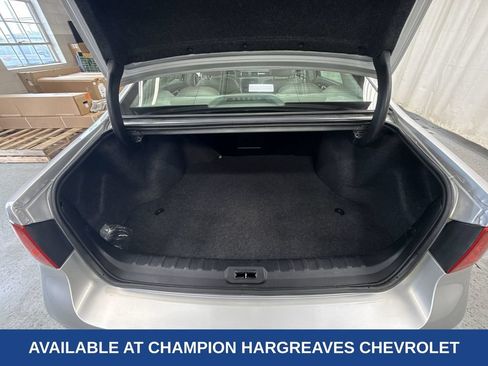 Used 2011 Buick Lucerne CXL FWD image 34