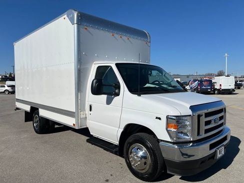 Used 2024 Ford E-350 and Econoline 350 Super Duty w/ Power Windows & Locks Group image 1