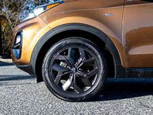 Used 2020 Kia Sportage S image 10