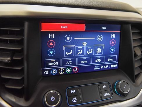 Used 2023 GMC Acadia SLE w/ Driver Convenience Package image 20