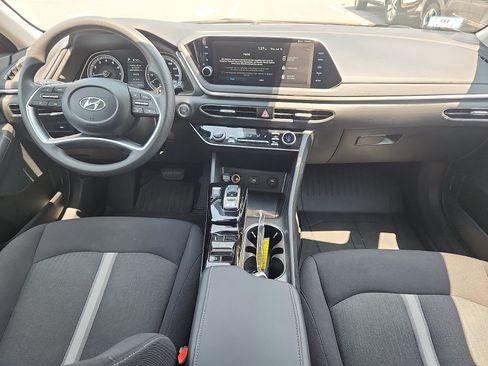 Certified 2023 Hyundai Sonata SEL FWD image 9