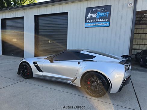 Used 2016 Chevrolet Corvette Z06 w/ Z07 Performance Package RWD image 5