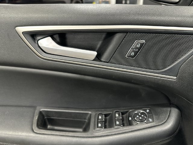 Certified 2020 Ford Edge SEL w/ Convenience Package FWD image 19