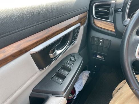 Used 2017 Honda CR-V EX-L image 5