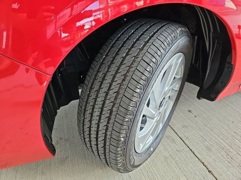 Certified 2025 Subaru Impreza 2.0i image 37