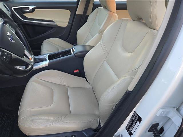 Used 2017 Volvo S60 T5 Dynamic w/ Vision Package FWD image 14