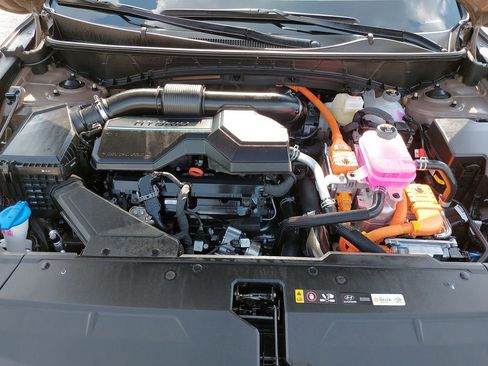 Certified 2025 Hyundai Tucson SEL AWD/4WD image 32