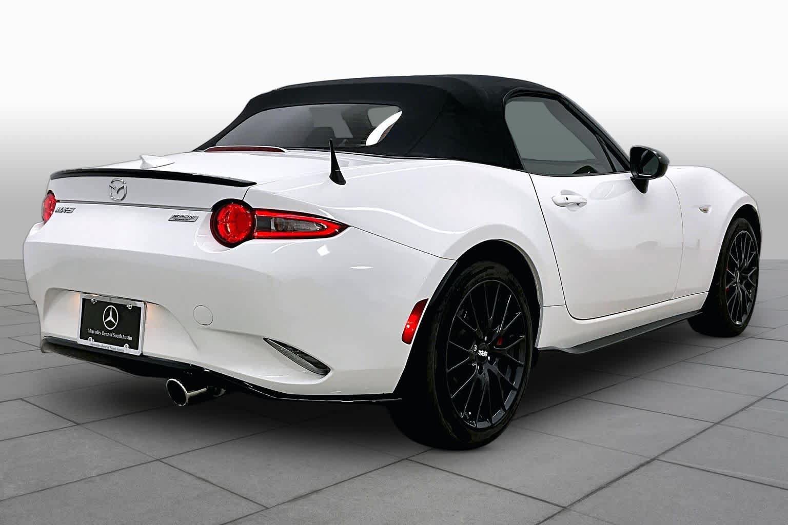 Used 2016 MAZDA MX-5 Miata Club w/ Brembo/BBS Package RWD image 13