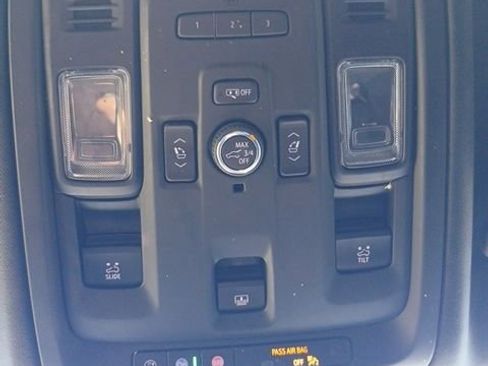 Used 2021 Cadillac Escalade Sport image 25