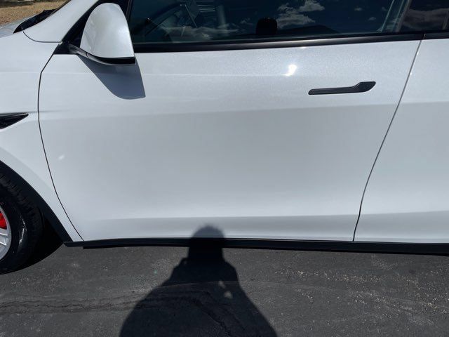 Used 2023 Tesla Model Y Long Range AWD/4WD image 22