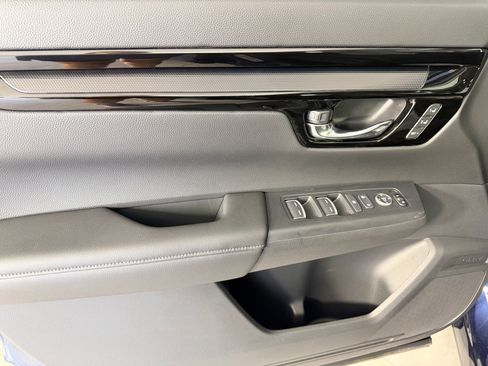 Used 2025 Honda CR-V EX-L image 13