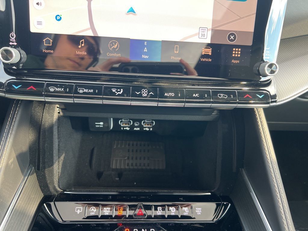 New 2026 Jeep Grand Wagoneer Summit AWD/4WD image 33