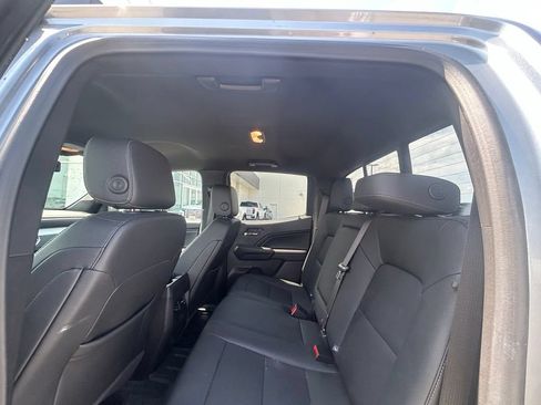Used 2024 Chevrolet Colorado LT w/ LT Convenience Package III RWD image 16